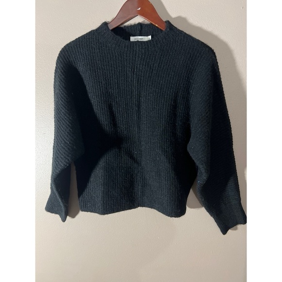 Cozy Black Knit Sweater - Picture 1 of 3